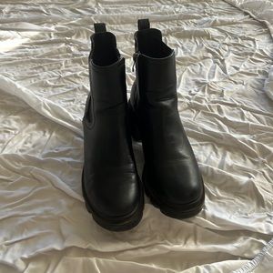 CUTE CHUNKY COMBAT BOOTS